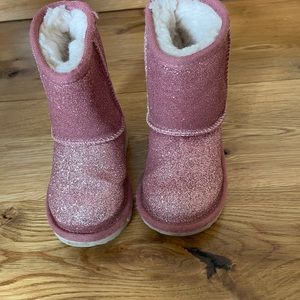 Pink glitter toddler uggs size 7